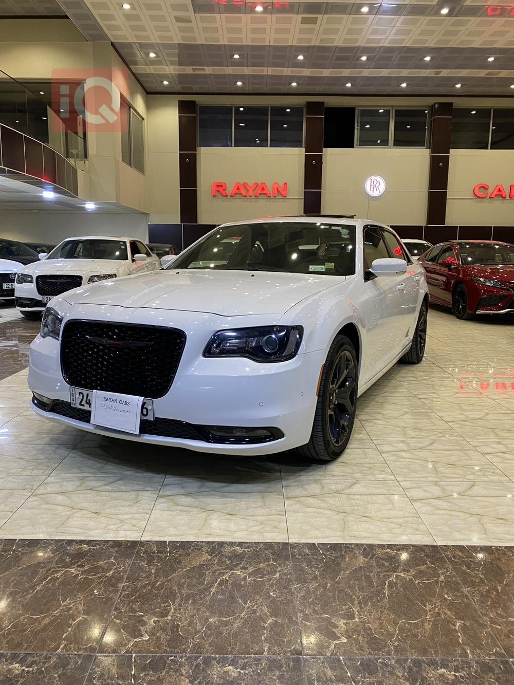 كرايسلر 300